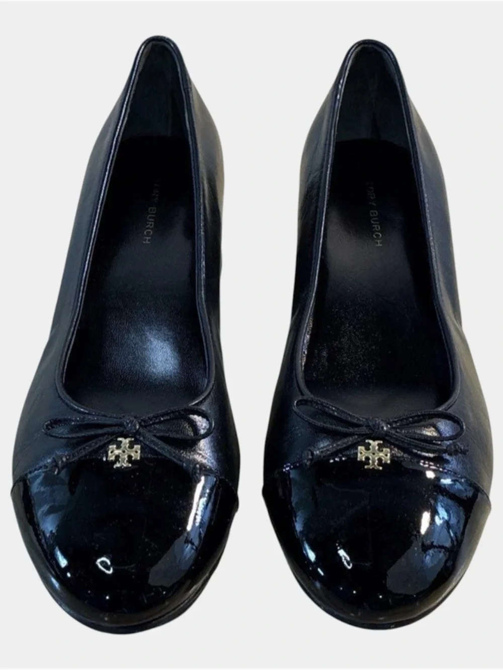 Tory Burch 45mm Cap Toe Pumps Black Leather Logo Bow Heels Womens Size 6.5M